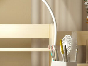 LAMPARA TIPO ESCRITORIO C/LAPICERO XO-OZ11